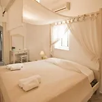 Paloma Luxury *