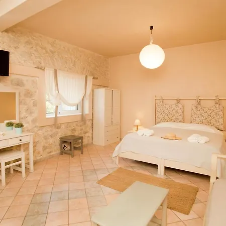 Paloma Luxury Panormos (Kalymnos)